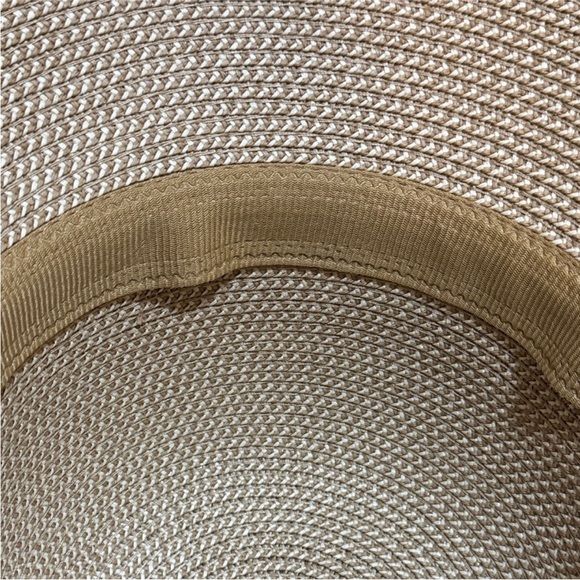 Tory Burch✨ Tan and black Sun Hat one size UPF 50+ - Picture 7 of 15